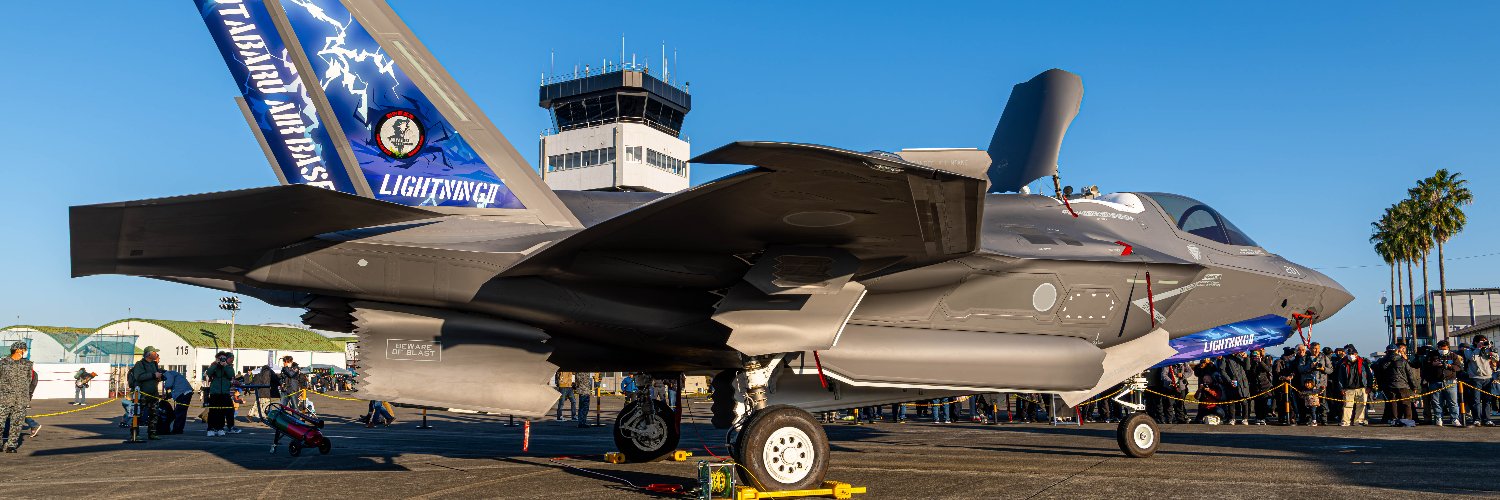 カリス（は湯たんぽ使用中？） banner