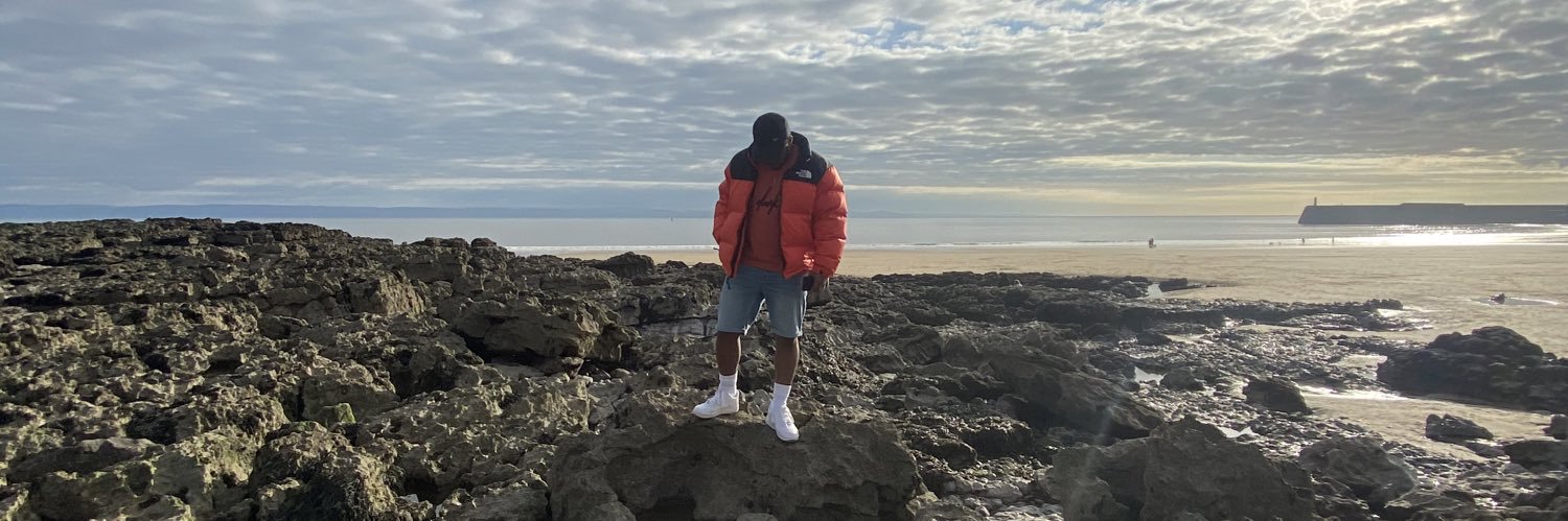 Onyeekaa's profile banner image