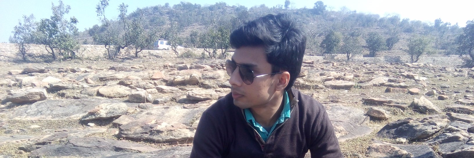 _abhinavtweets's profile banner image