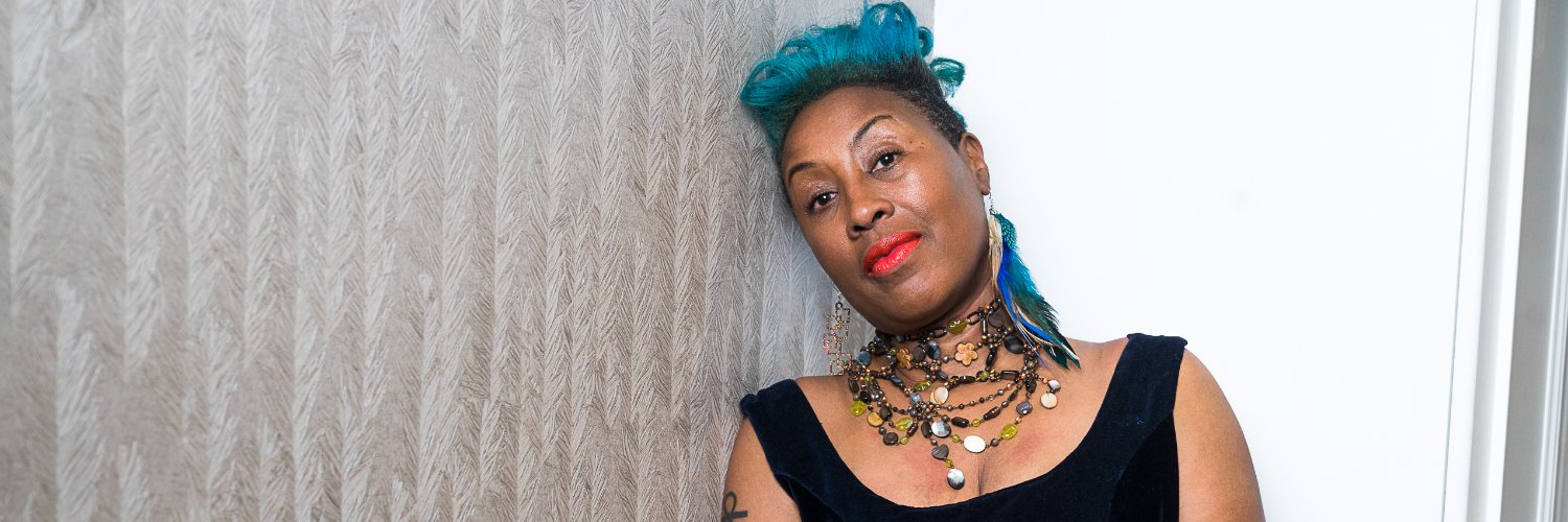 Esther Austin Global banner