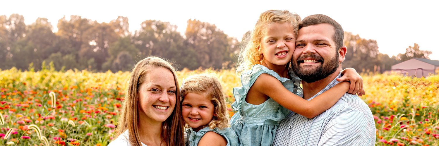 Teaven lee meredith banner