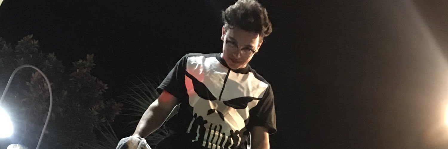 IsaacVeliz32's profile banner image