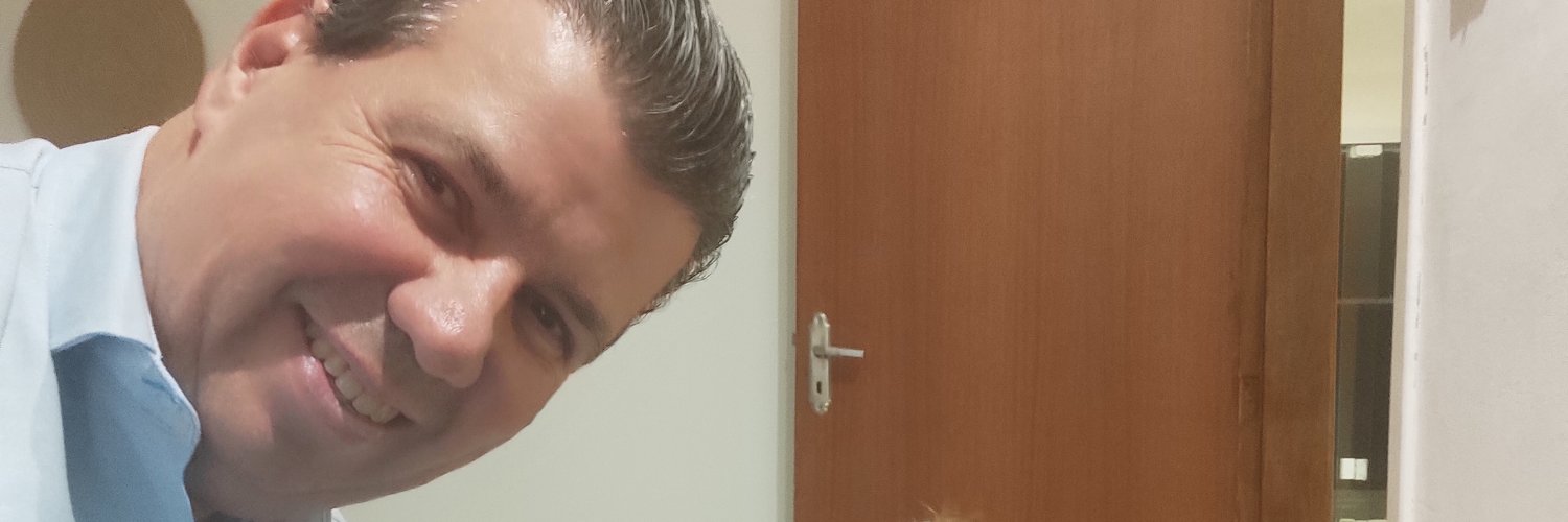 fredbueno's profile banner image