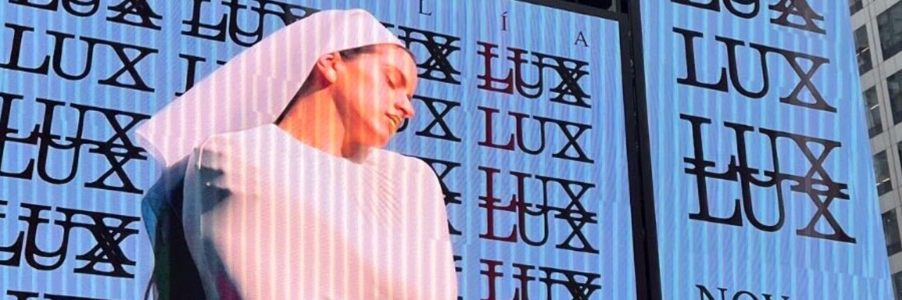HELTON LUX banner