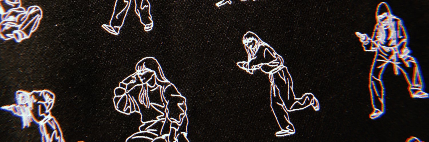 monmoomm's profile banner image