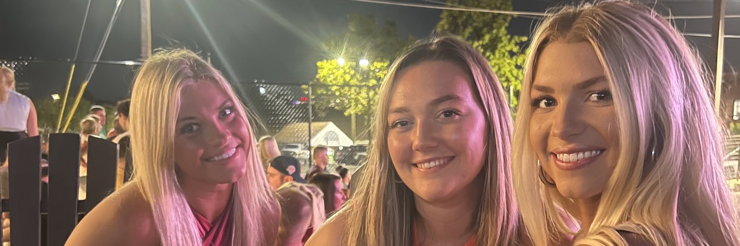 emmie_sneed's profile banner image