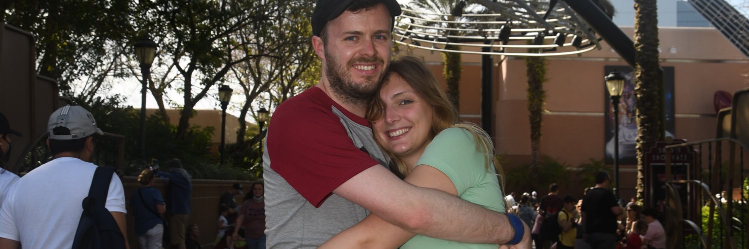 LivvSyd's profile banner image