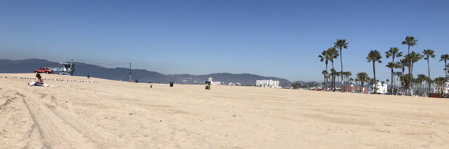 Ana21Ta's profile banner image