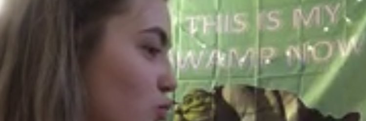 Loismorrison_'s profile banner image