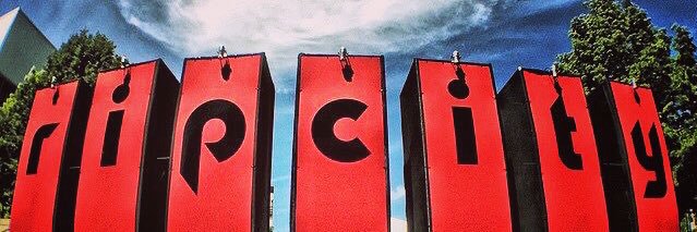 stacialoe's profile banner image