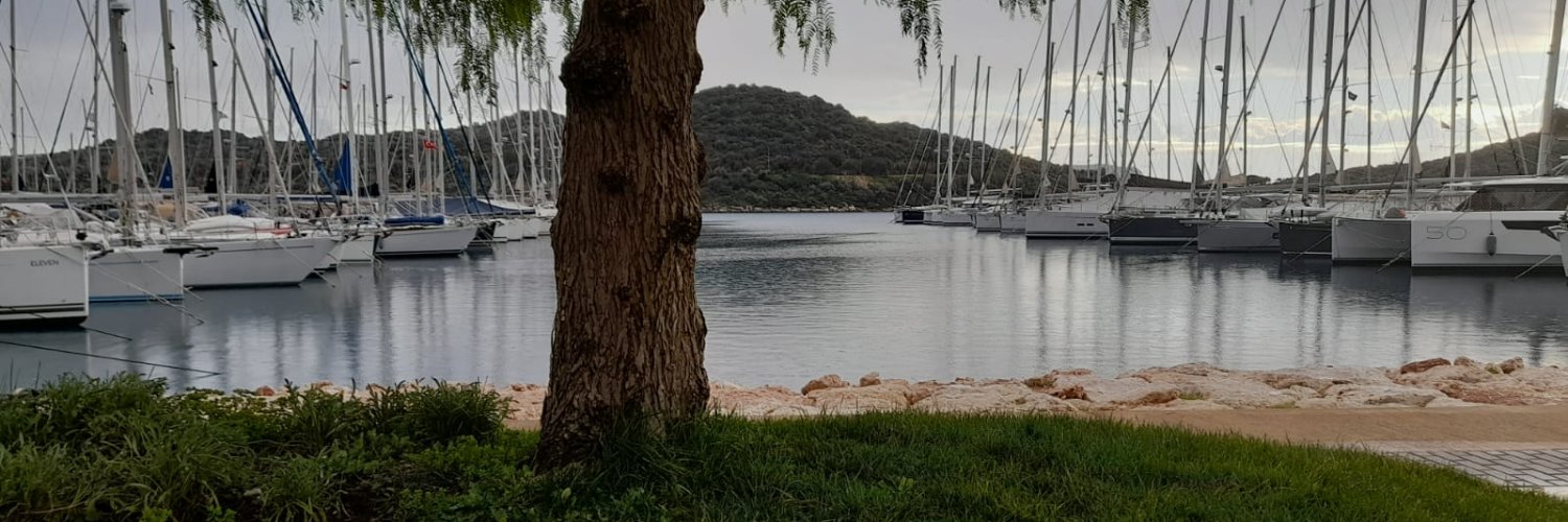 MrtESIN's profile banner image
