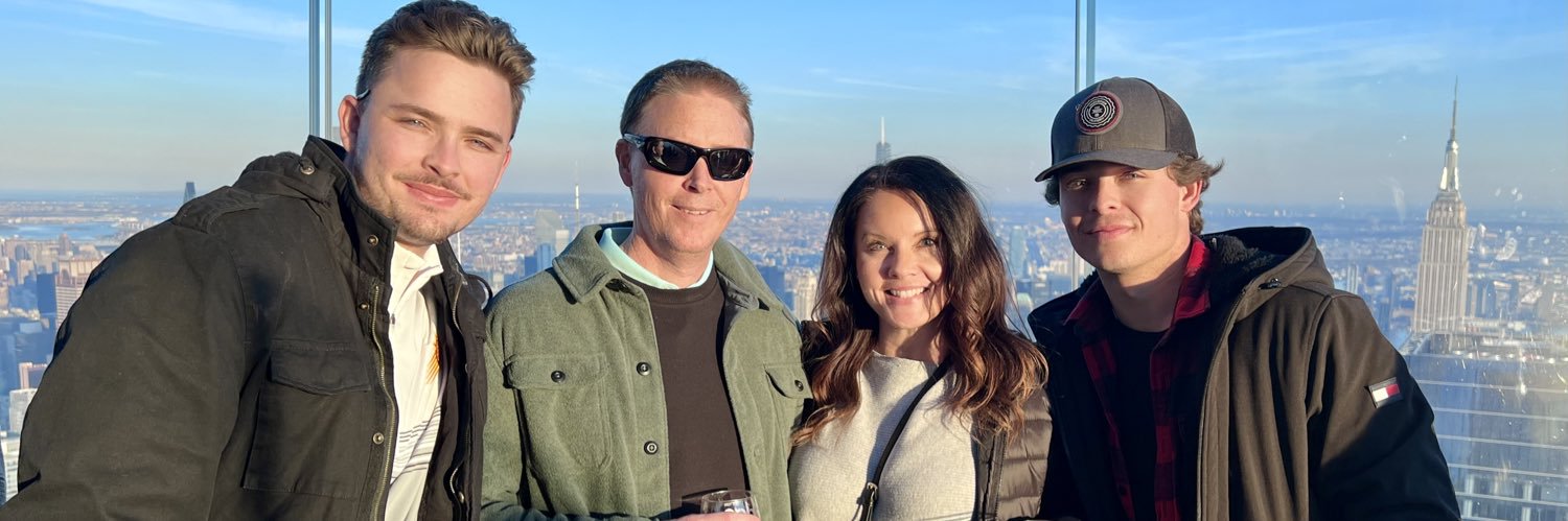 jenlovett's profile banner image