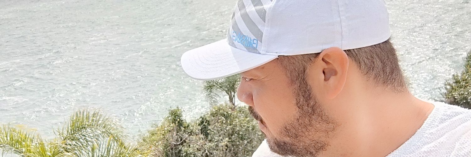 lekoere's profile banner image