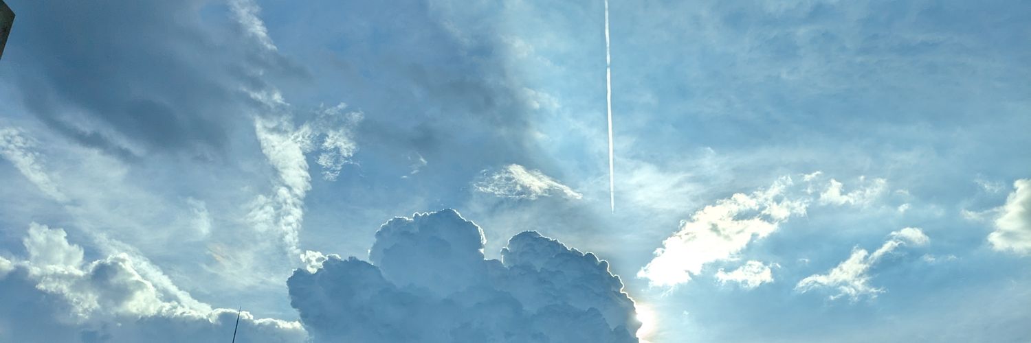 nanamt09's profile banner image