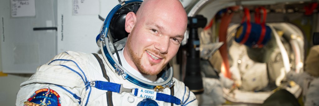 Alexander Gerst banner