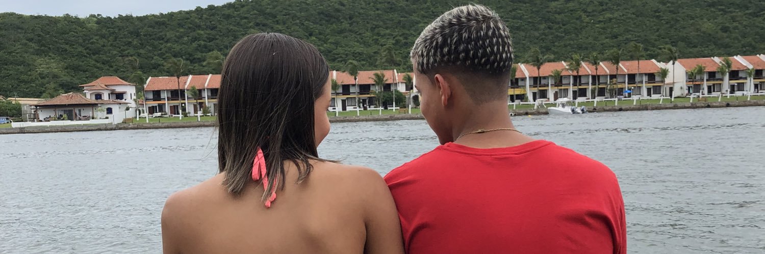 thaissa_ss's profile banner image