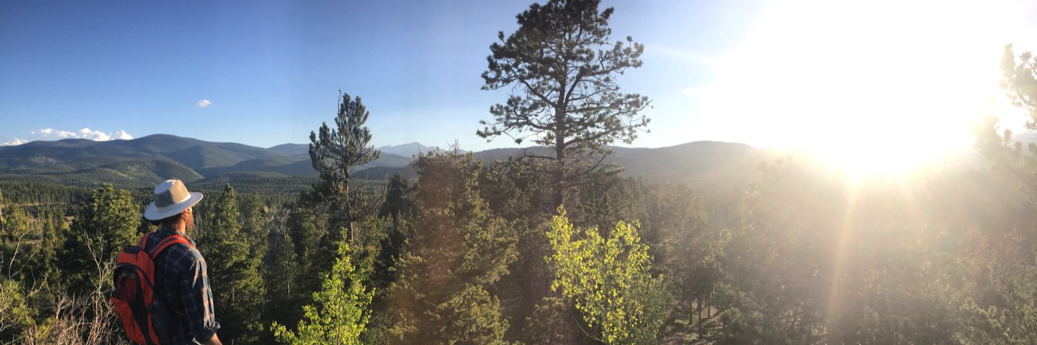 乃.山. banner