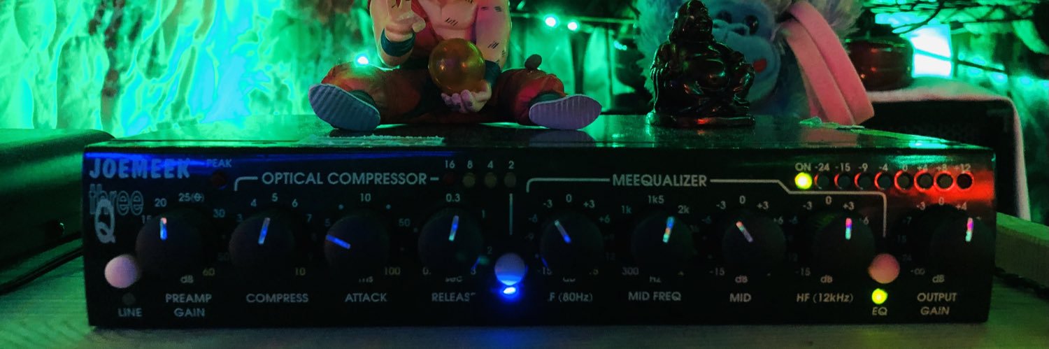 White Hennessy banner