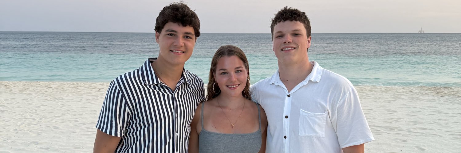 CourtneyPalek's profile banner image