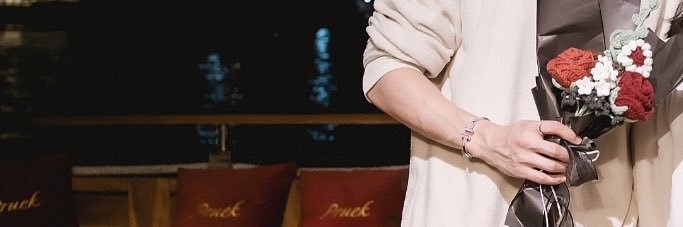 circle1102's profile banner image