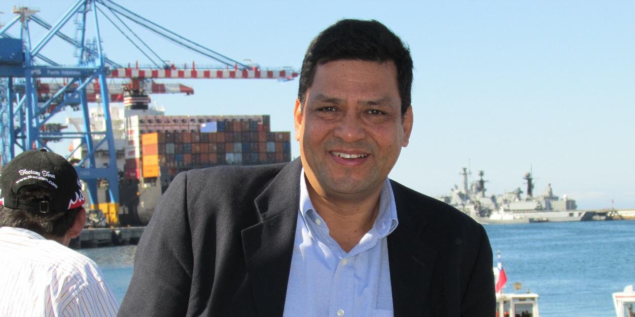 Jose Luis Sabogal banner