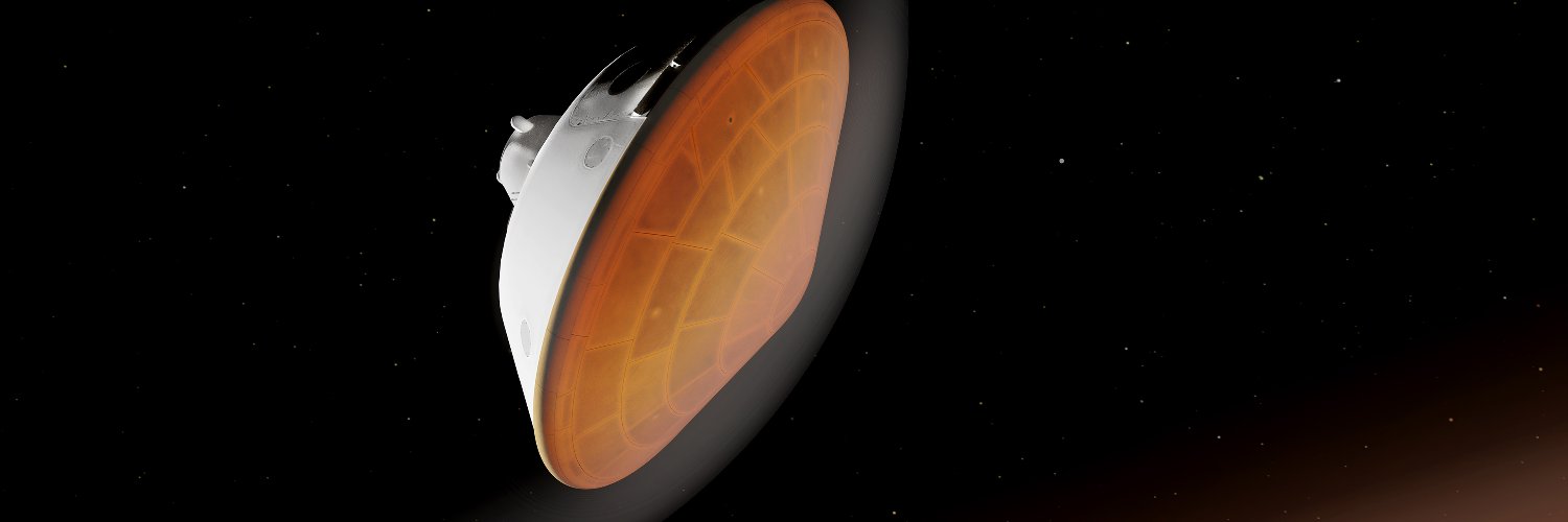 elmihure's profile banner image