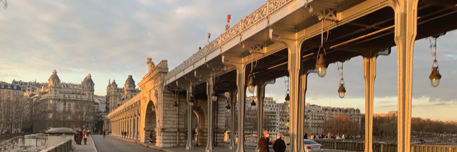 Nat 🙈 banner