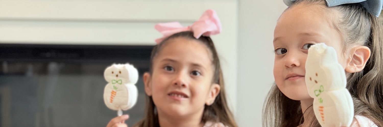 lulusuarez's profile banner image