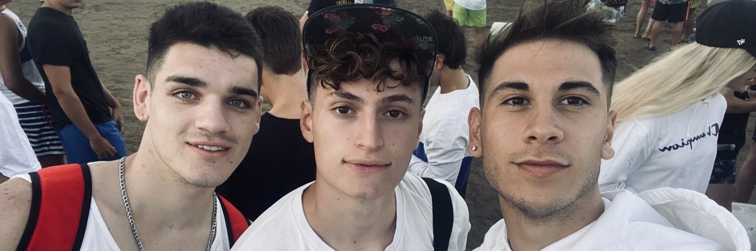 EDesumvila's profile banner image