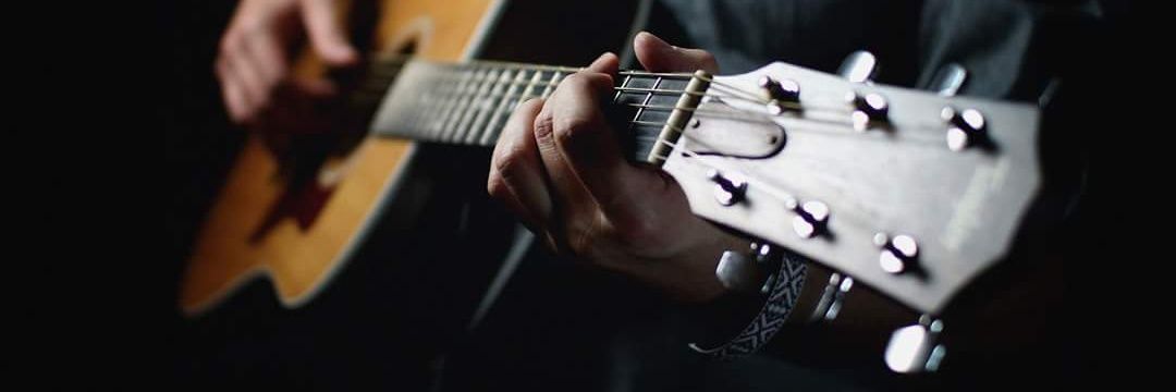 Francisco Oroz banner