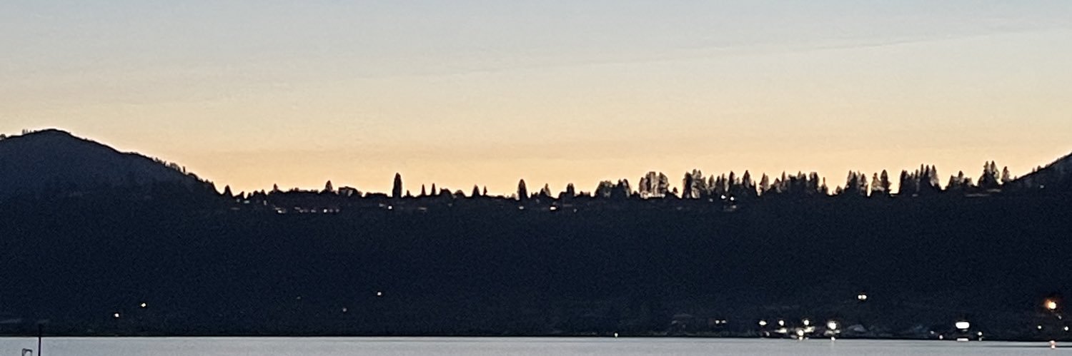 cbontoe's profile banner image