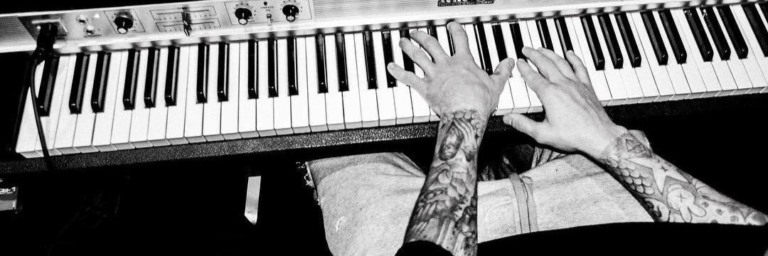 trustbieberx's profile banner image