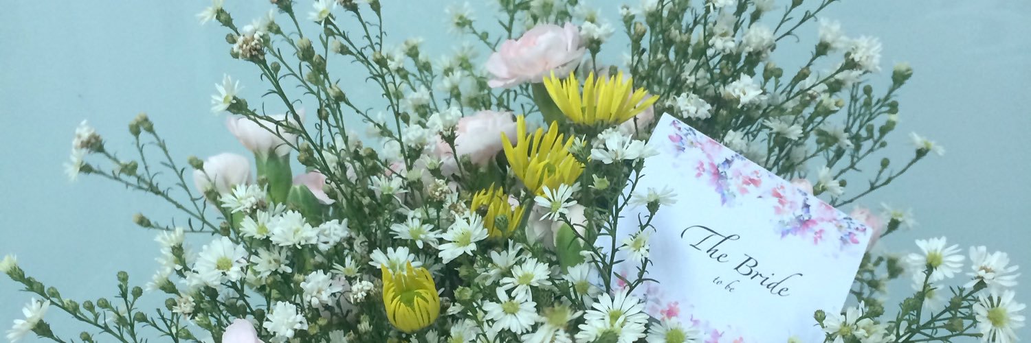 bernadetha_r's profile banner image