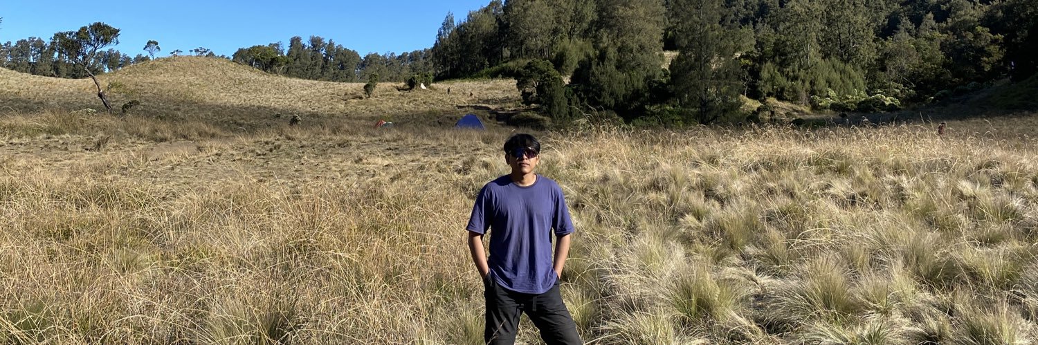 nakulalapoo's profile banner image