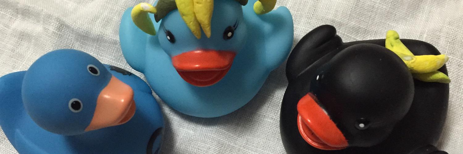 lulusell's profile banner image