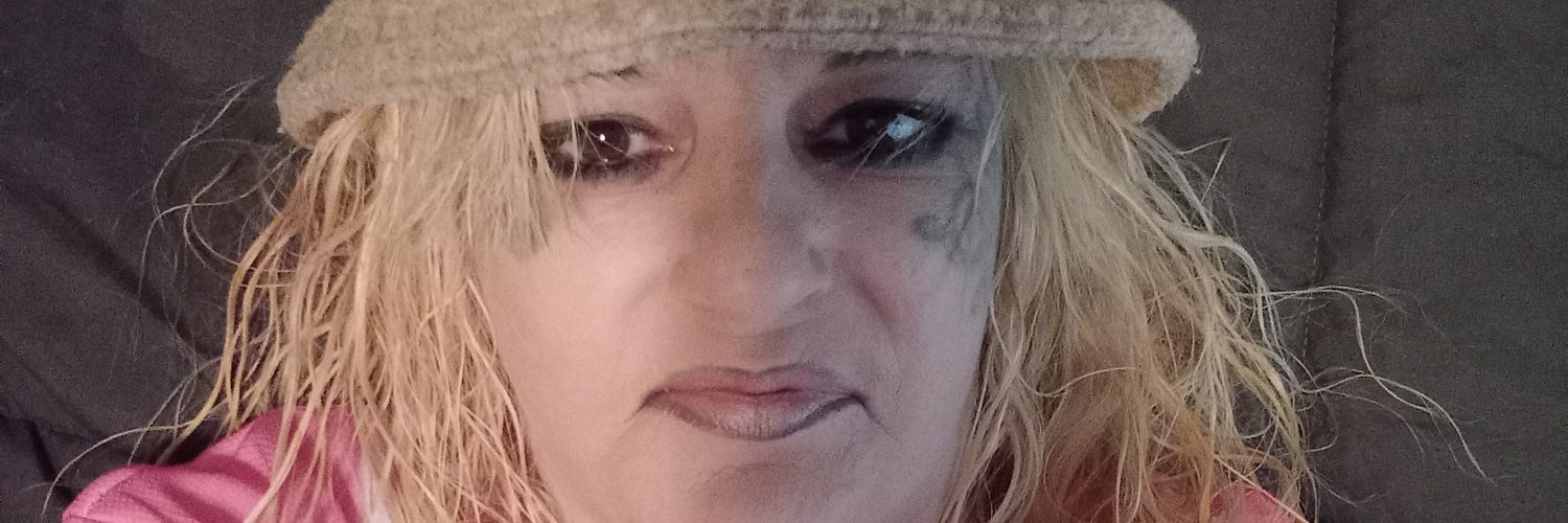tasnnette's profile banner image