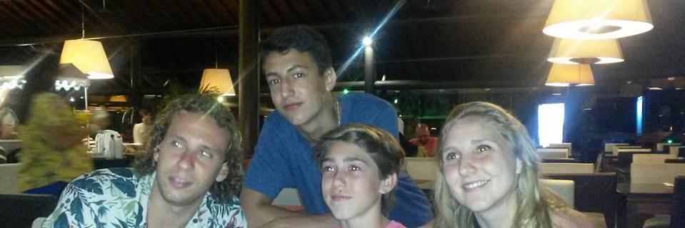 Max banner