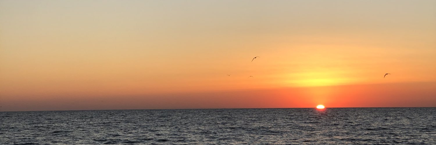 valennnn30's profile banner image