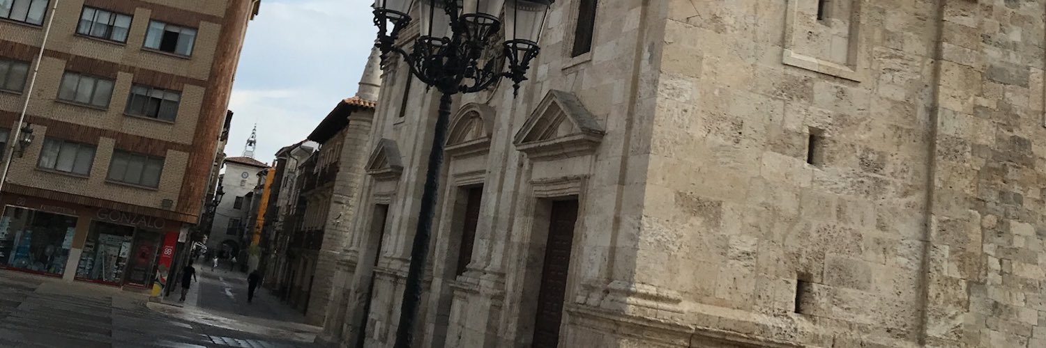 labureba's profile banner image