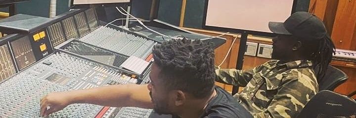 v2musiq's profile banner image