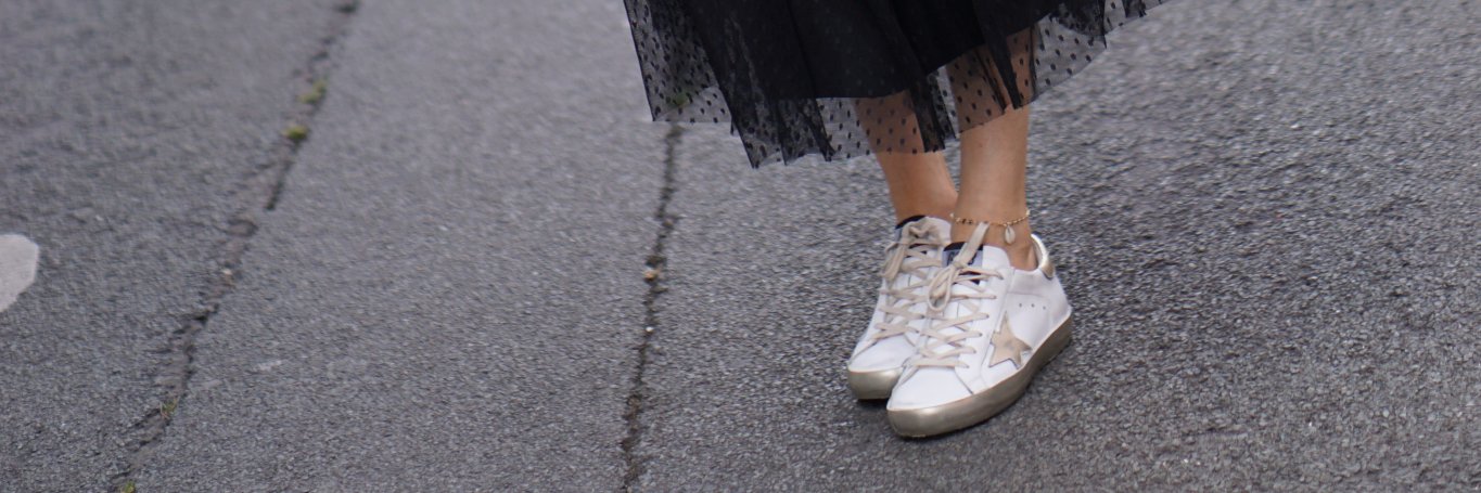 modenmarie's profile banner image