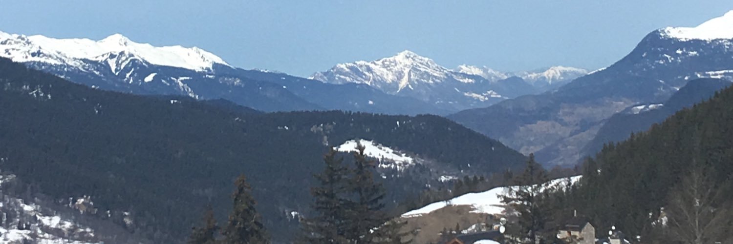 EllieSharp1's profile banner image