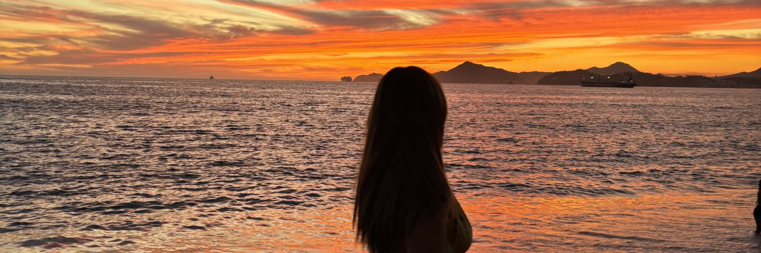 DanielaHerrer1's profile banner image