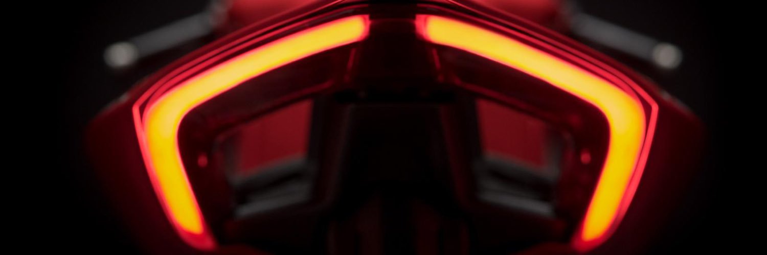 Mim_105's profile banner image