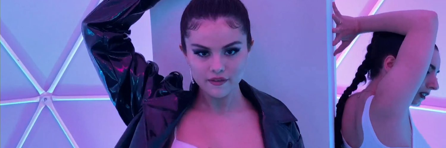 Mathilde (wants to meet selena) banner