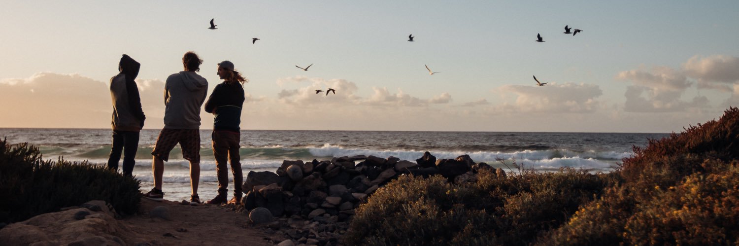 FIZZA VISUAL PRODUCTION banner