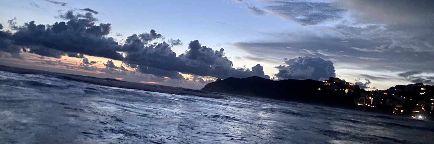 ChavaFuentes1's profile banner image