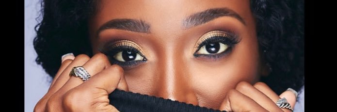 D’Krizia B. banner