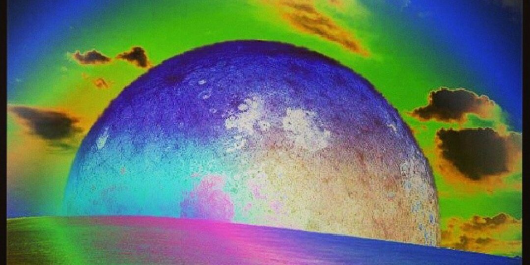 marisofil's profile banner image