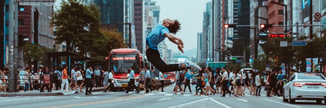 Fernanda Valdés banner